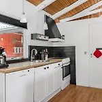 1482-aakirkeby-fyrreskoven-30 *